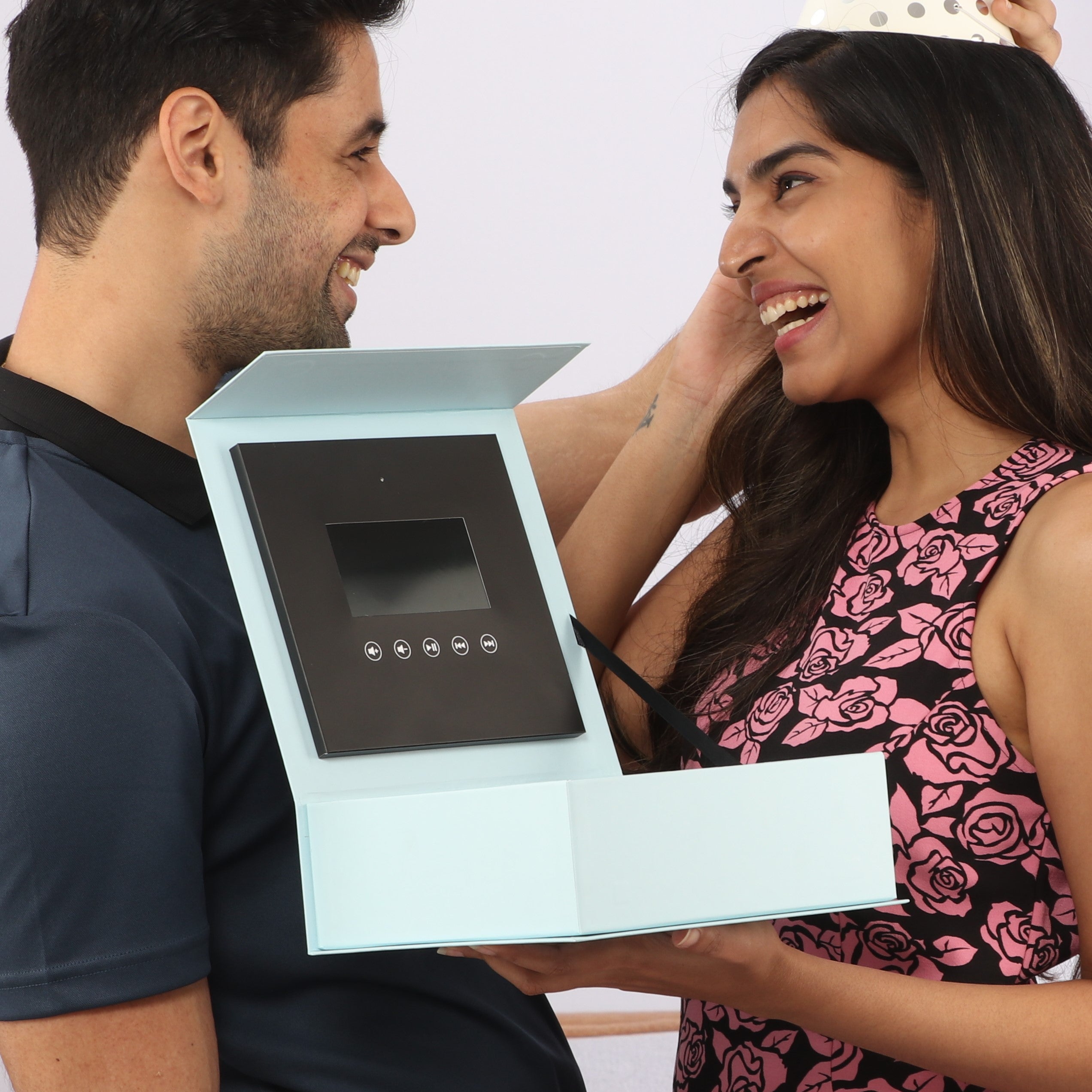 24 Most Unique Birthday Gifts For Birthday Obsessed Friend