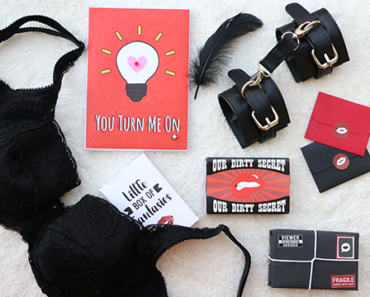 19 Naughty Gifts, Ideas and Gestures to Seduce Your Partner