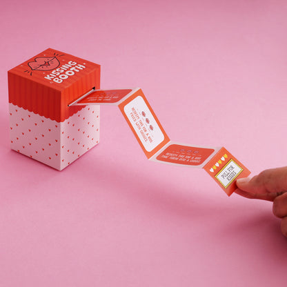 Kiss Coupons Slot Machine