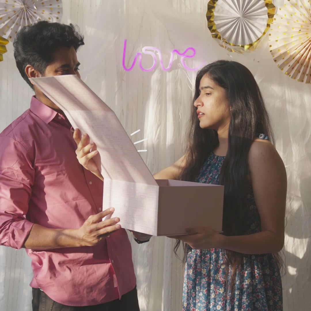 24-Hour Valentine Premium Hamper