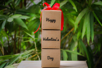 Happy valentines day gift hamper for boyfriend